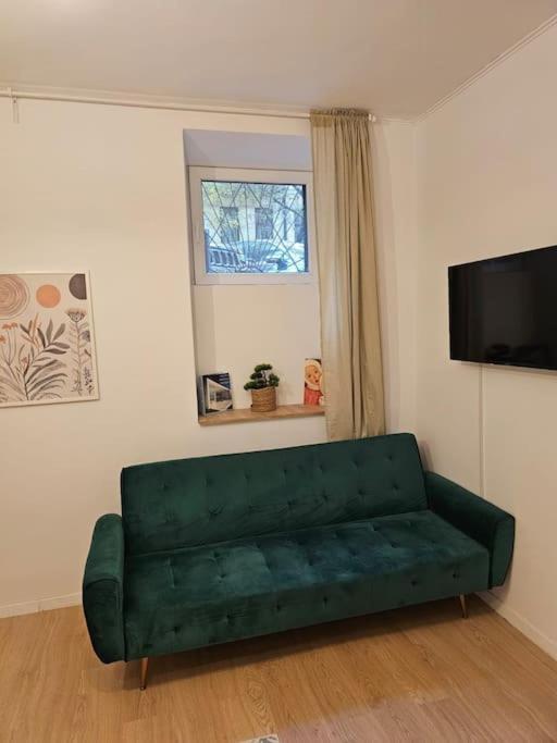 Heart Of City Center 4Br 2Bath 10 Pers Бухарест Екстер'єр фото
